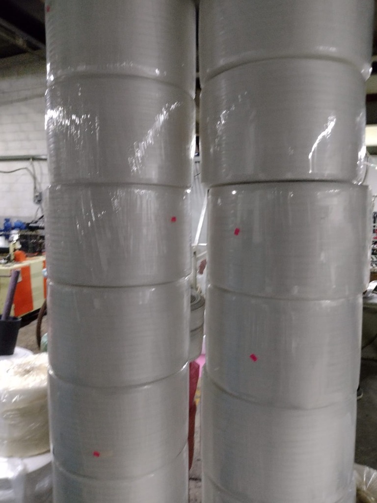 Variedad en rollos y espumas